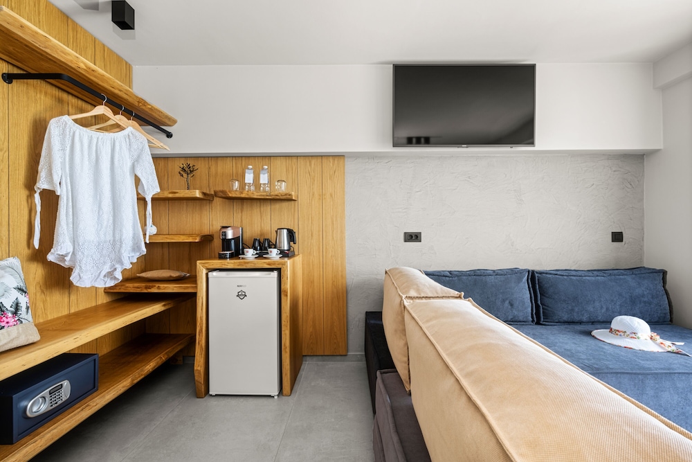 Emily's Luxury Suites 5★ - Image 21